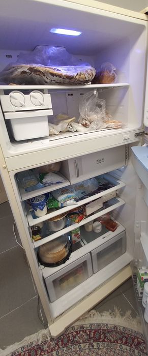 Холодильник Отлично работает LG