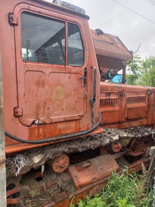 Продам т-4 трактор