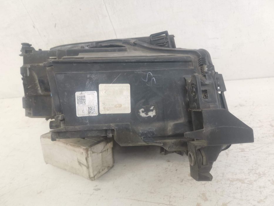 Мерцедес-Бенц GLE-Class / Mercedes-Benz GLE-Class W166/C292 Ляв фар LE