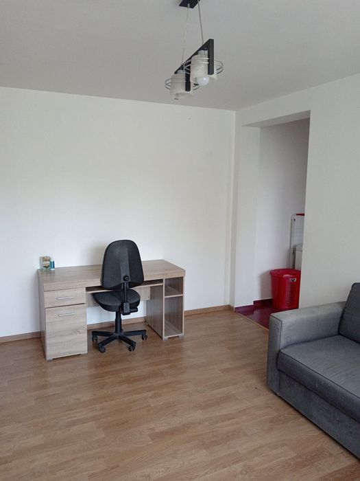 Apartament de închiriat