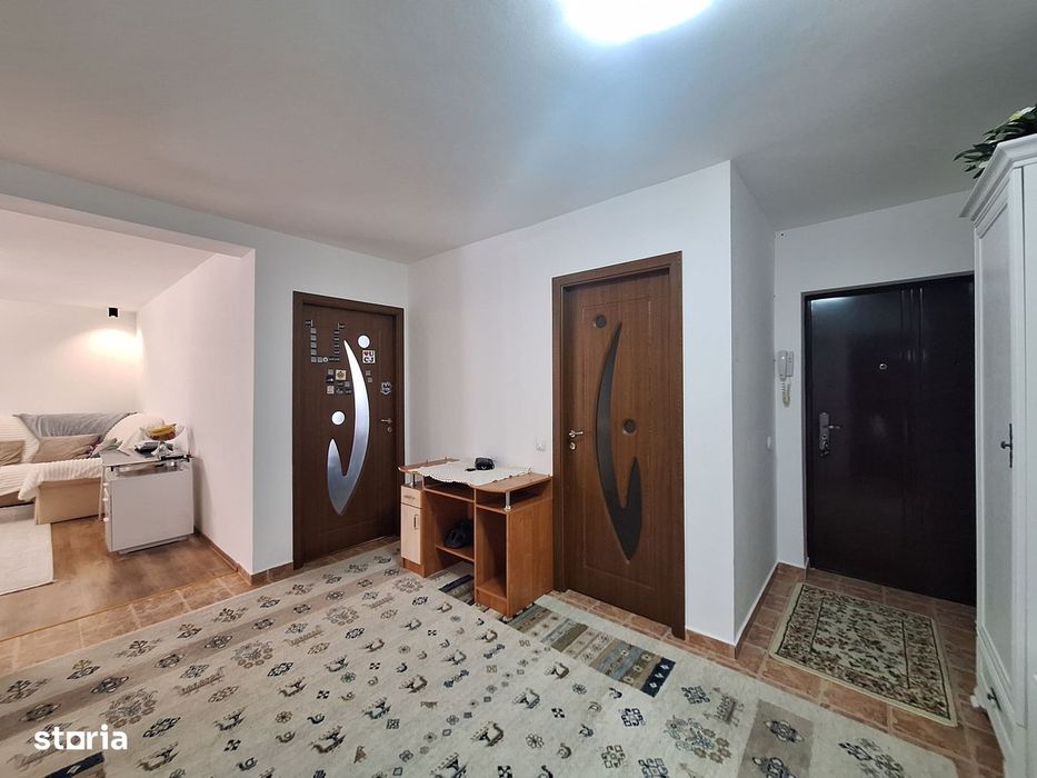 Apartament confort sporit, 90 mp, parcare, etajul 1, zona Muzeul Apei
