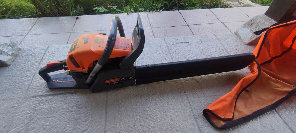 Бензинов моторен трион DAEWOO 61.5CC 56CM