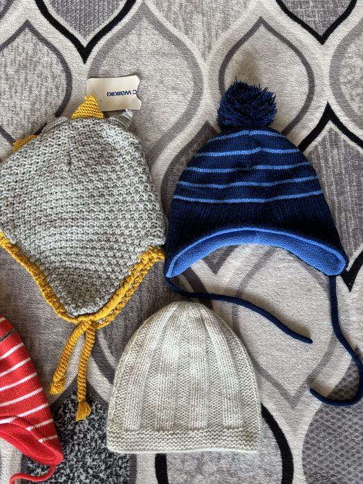 Лот шапки размер 80-86