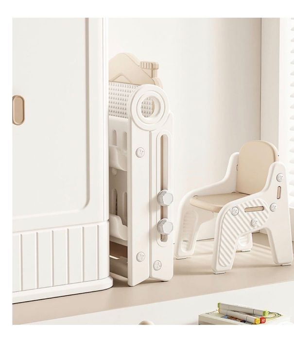 Детский мольберт новый