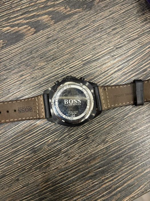 Часовник Hugo Boss