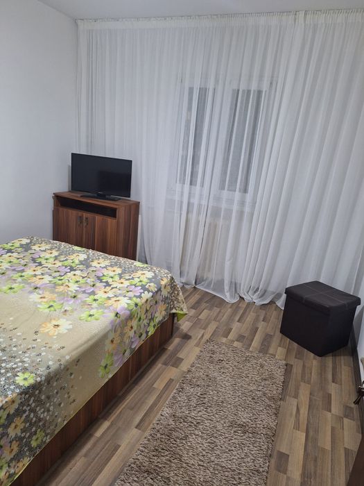Inchiriez apartament Craiova