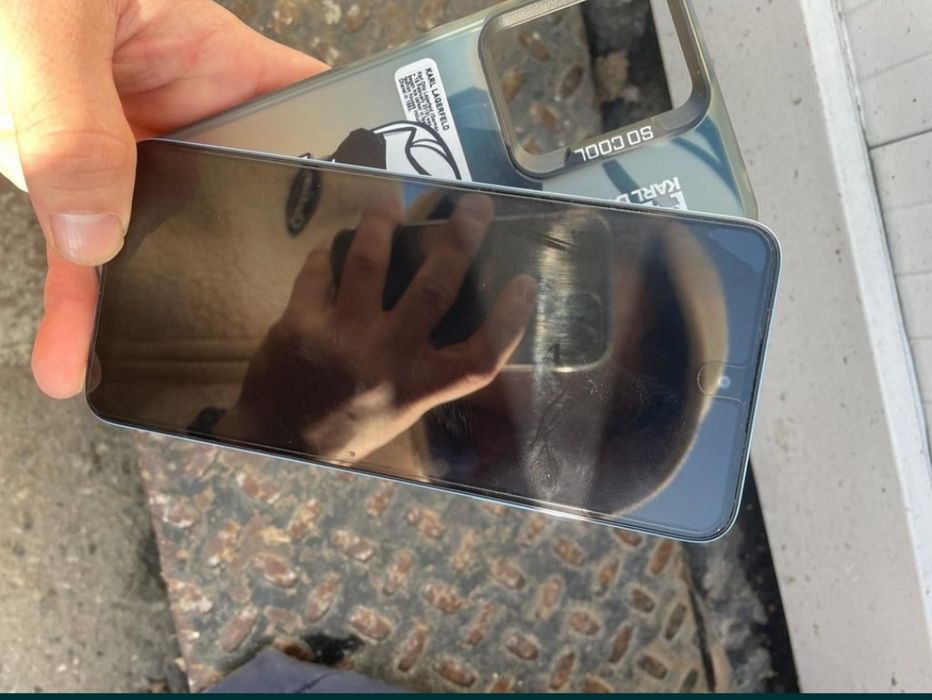 Redmi 12 срочно продам