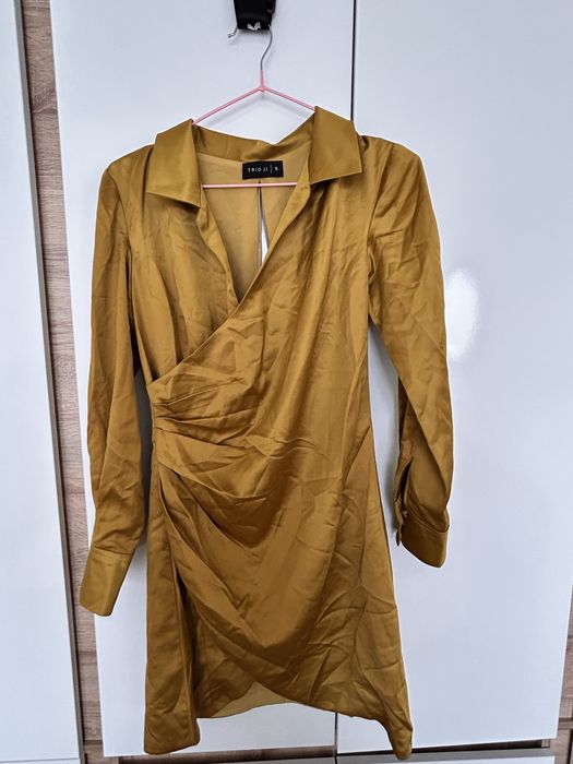 Дамски официални дълги и къси рокли