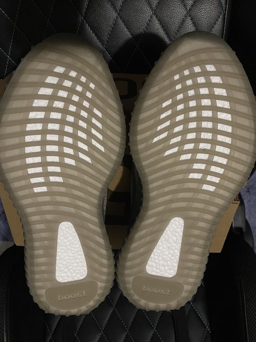 Yeezy 350 Beluga