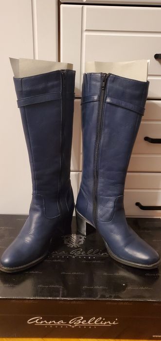 Продавам дамски ботуши