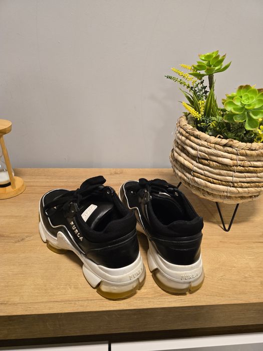 Маратонки Furla 36 номер