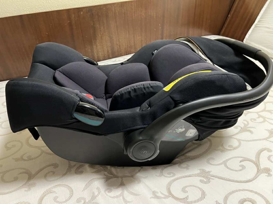 Продавам стол Joie Signature i-Jemini, i-Size 40-85см., до 13кг.