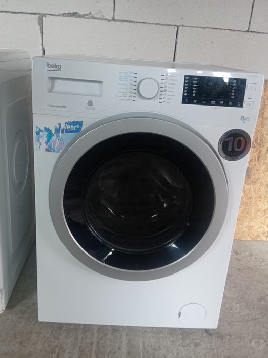 Vând mașină de spălat 8kg cu uscător