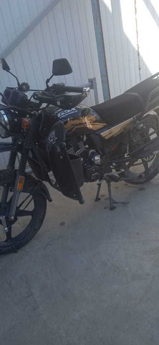 Мотоцикл Suzuki GSX