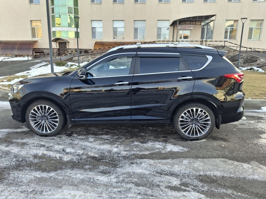 Продам авто Jetour x70