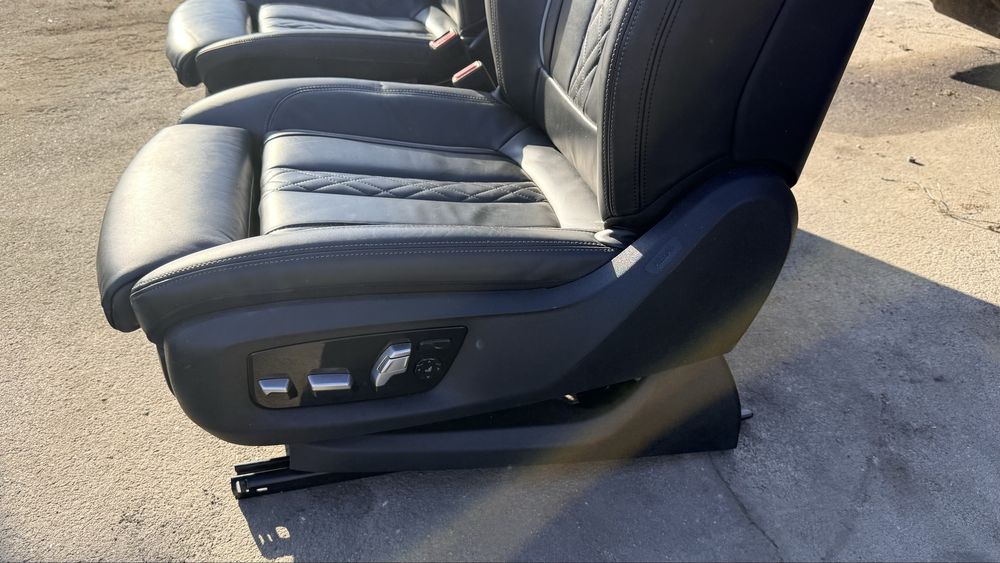 BMW G11 LCI Кожен салон
