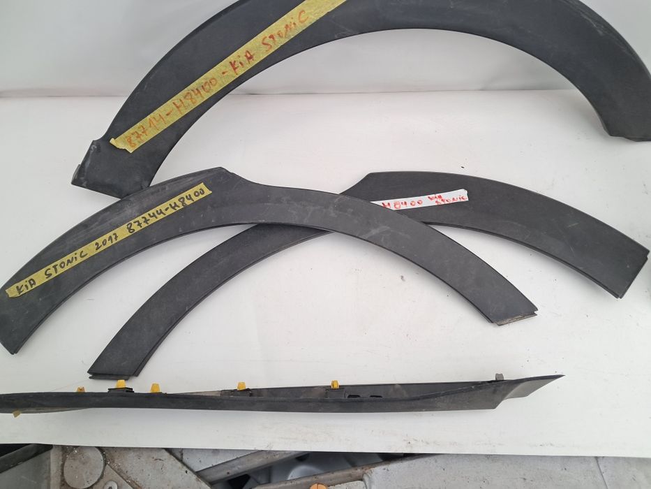 Лайсна врата калник  Kia Stonic 2017/2023г