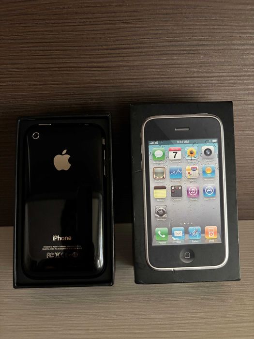 iPhone 3gs, 8 gb, functioneaza foarte bine, baterie foarte buna