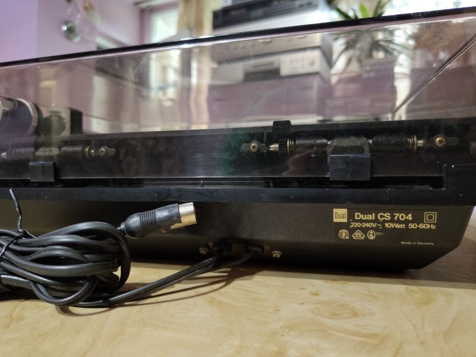 Pick-up Dual 704 direct drive electronic