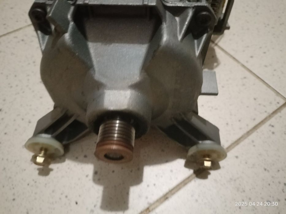 Електромотор Bosch 151.60000 пералня