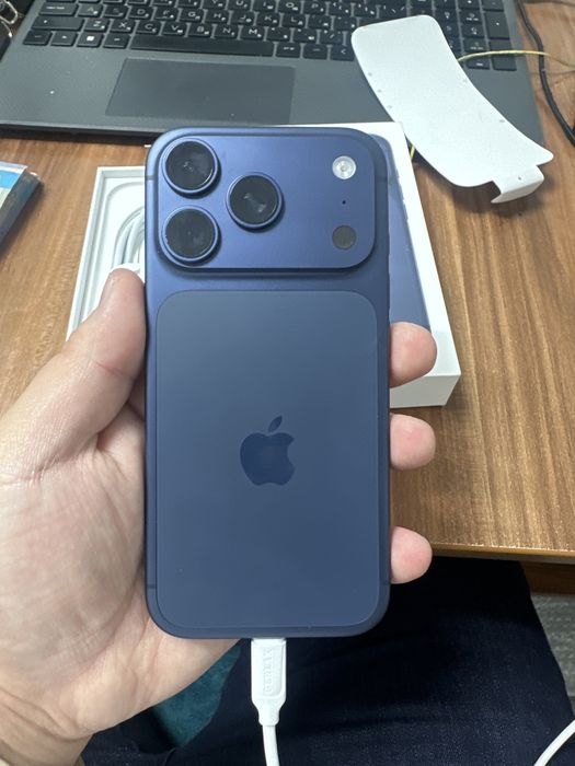 Продам 17 про 512