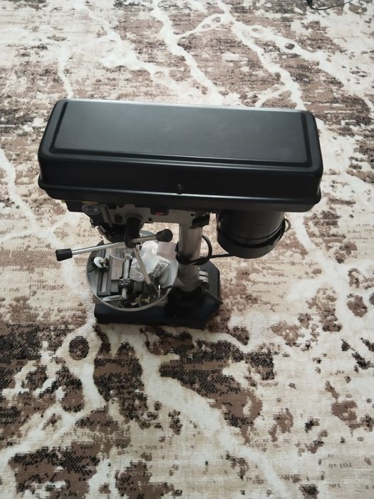 Станок сверлильный