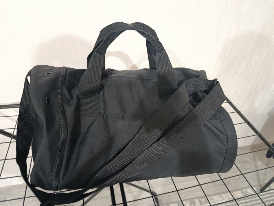 Продам спортивную сумку