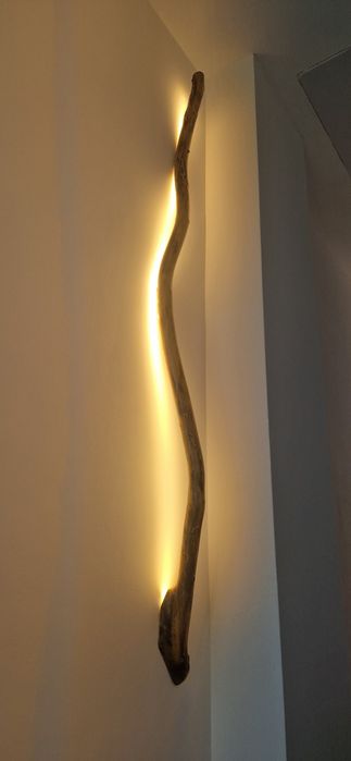 Стенни лампи ръчна изработка
Светилници от естествено дърво с LED осветление 220V.
Топла и приятна светлина, модерен и уютен дизайн.
Подходящи за дом,