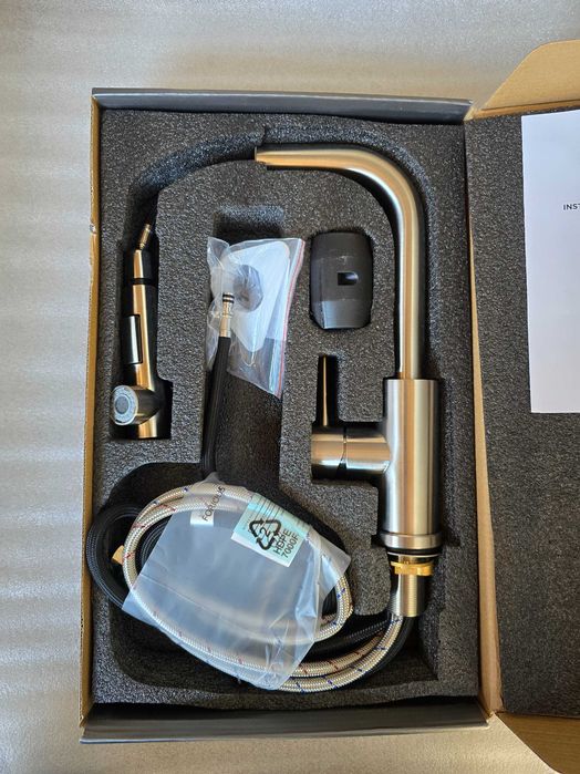 Vând baterii pentru baie și bucătărie – modele moderne și de calitate!