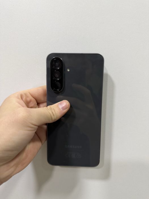 Samsung A56