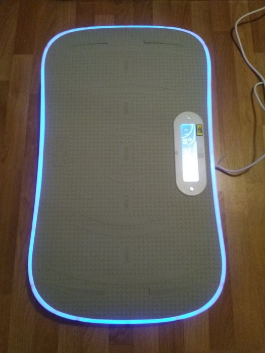 Вибрационная платформа для фитнеса