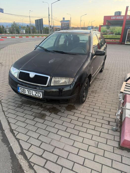Vând Skoda Fabia  Prețul este negociabil