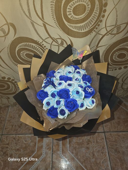 Buchet baby blue