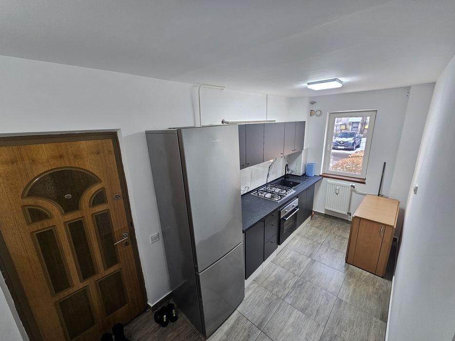 Vand apartament zona Primăverii renovat complet si utilat