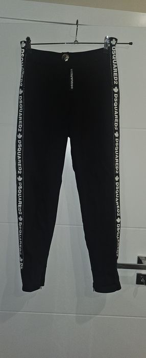 Love Moschino дънки, Dsquared, Loewe, Louis Vuitton