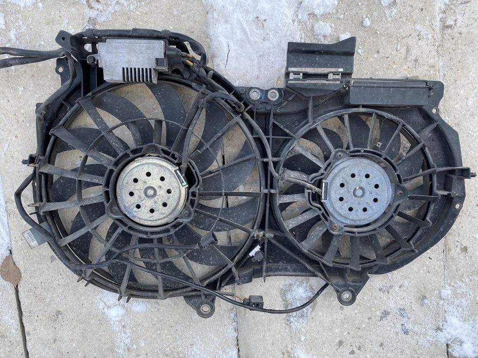 Ауди А4 В7 , 2007 г.в  радиатор дифузор