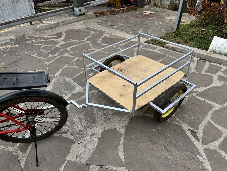 Прицеп для велосипеда