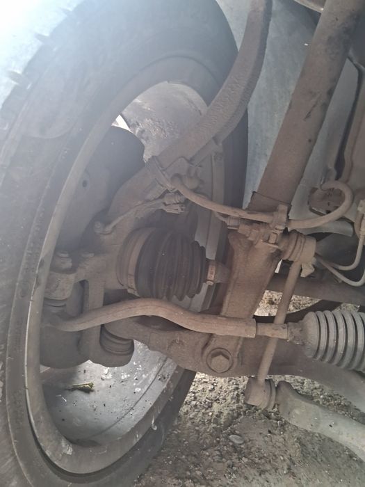 Fuzeta stanga dreapta mercedes ml w164