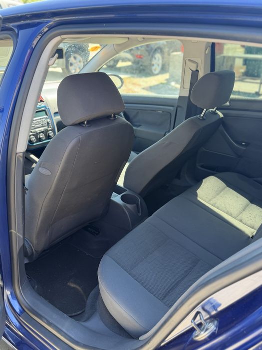 VOLKSWAGEN Golf 2005 — imagine 5