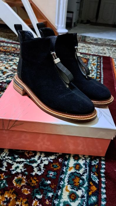 Basconi firma 37. 38 razmerga bo'ladi