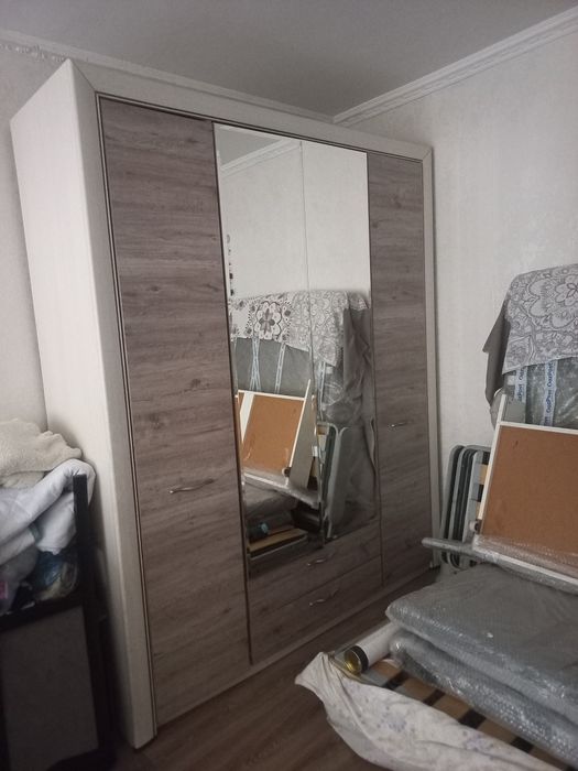 Большой шкаф спальный