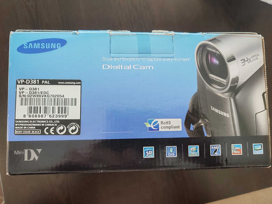 Видеокамера SAMSUNG - VP-D381 PAl