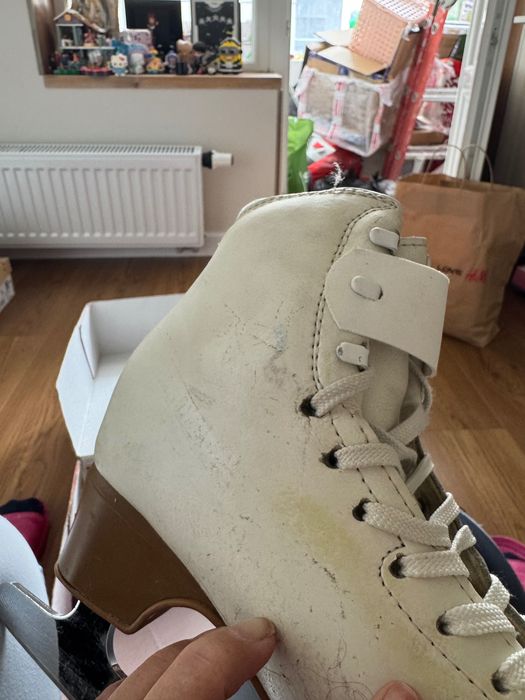 Коньки Edward chorus