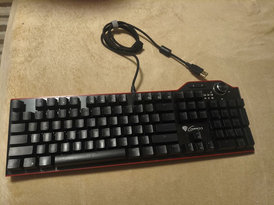 механична клавиатура Genesis  RX85