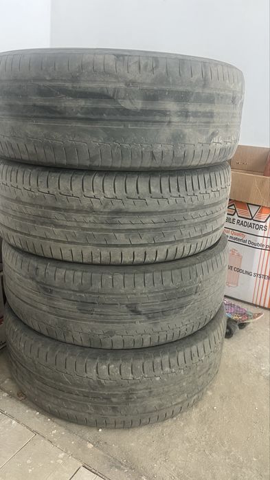 Комплект шин continental