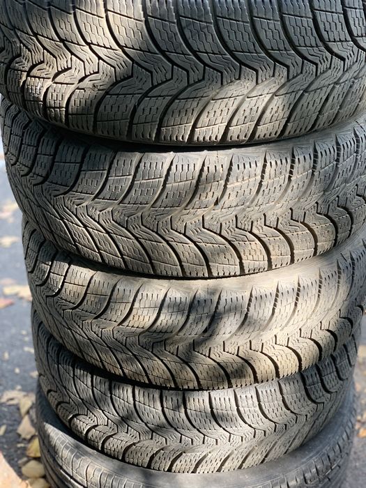Зимние шины 205/55/R16