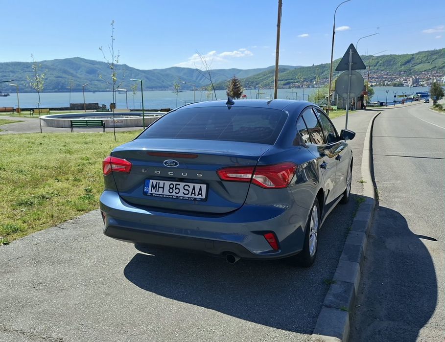 Ford Focus, 1.0 benzină, 125 cp