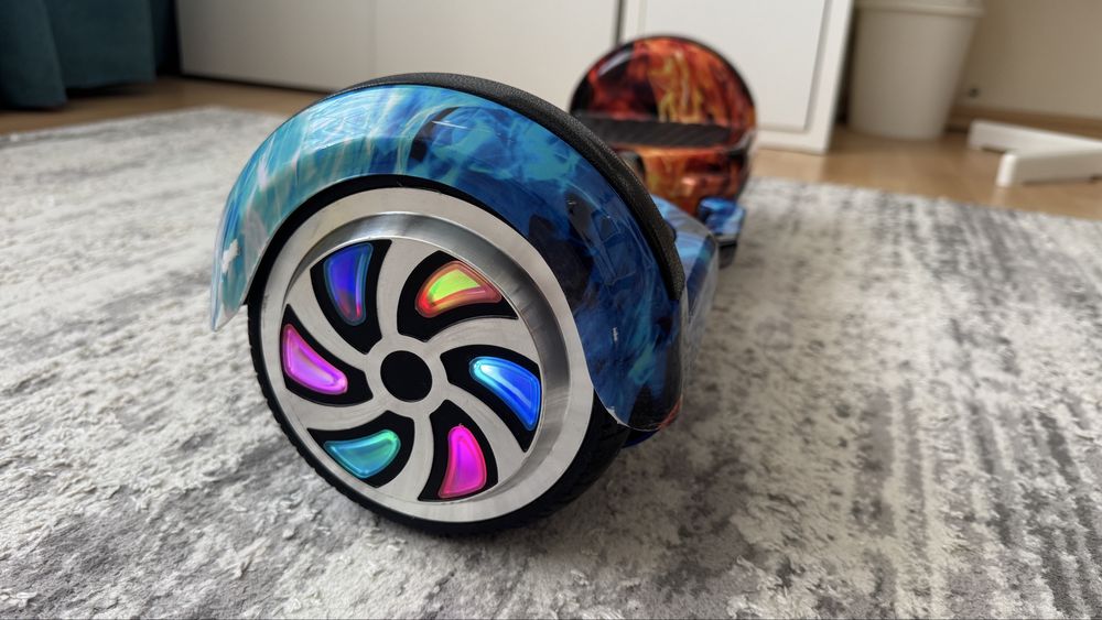 Hoverboard Electric cu Bluetooth LED si Telecomanda Flame & Ice