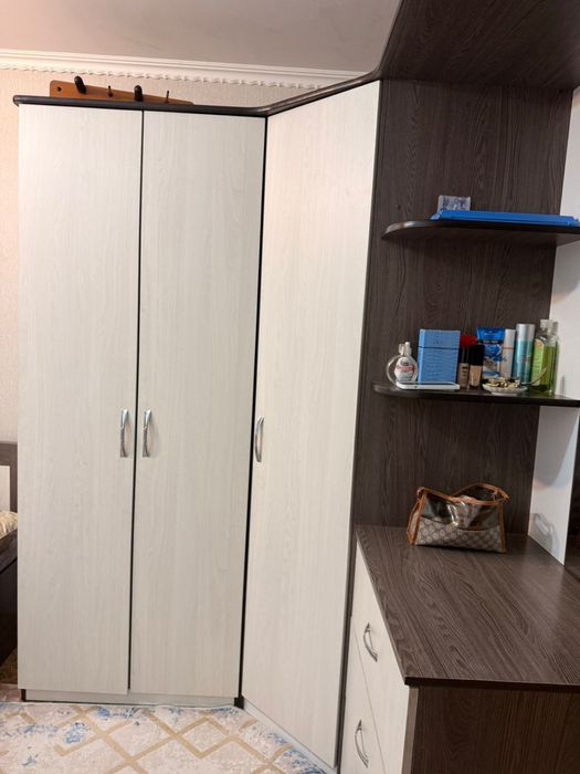 Спальный гарнитур