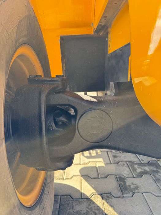 Motostivuitor JCB 930 4T 4x4 2019